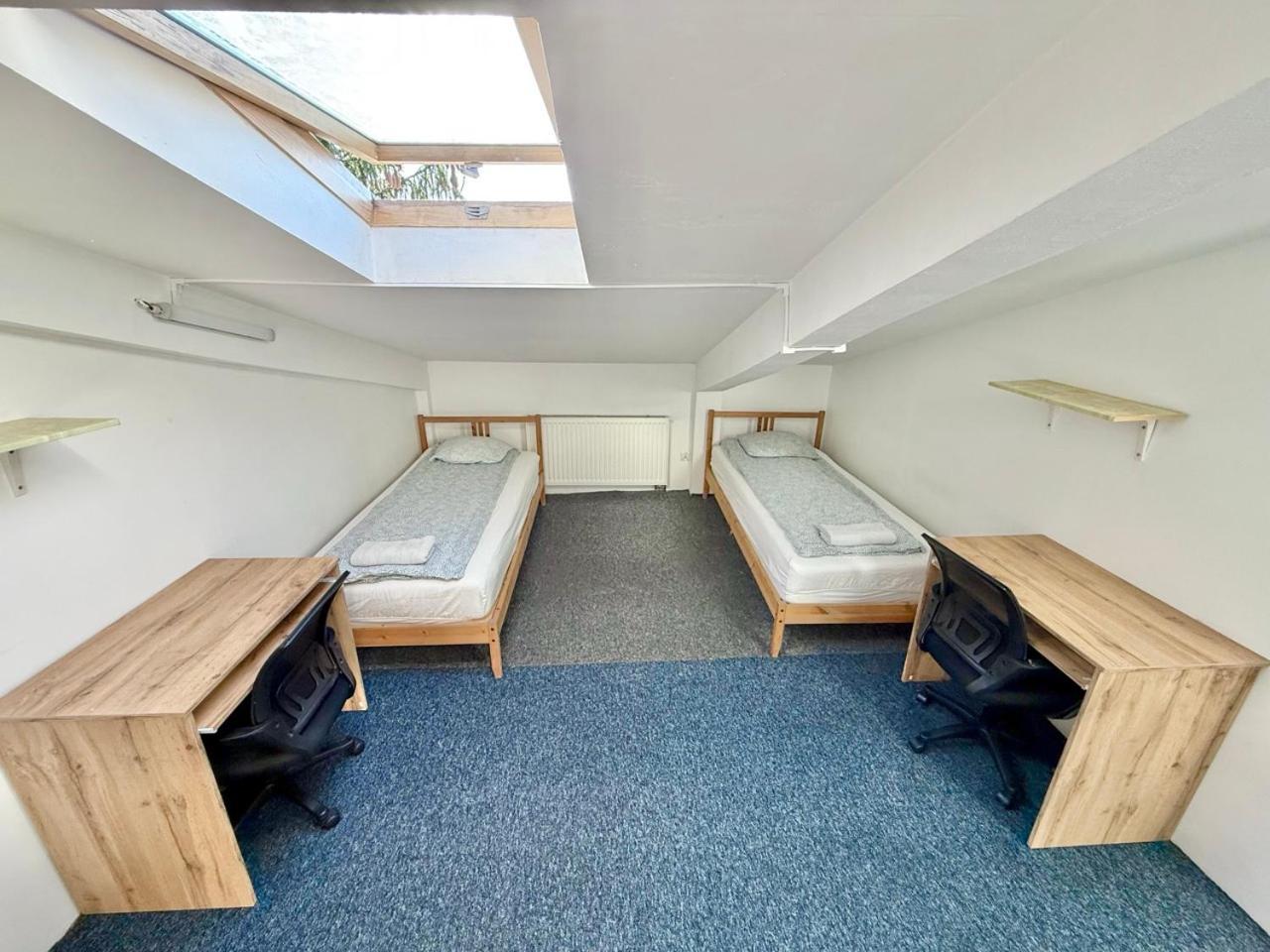 Student-House Kazimierzowska Vandrehjem Warszawa Eksteriør billede