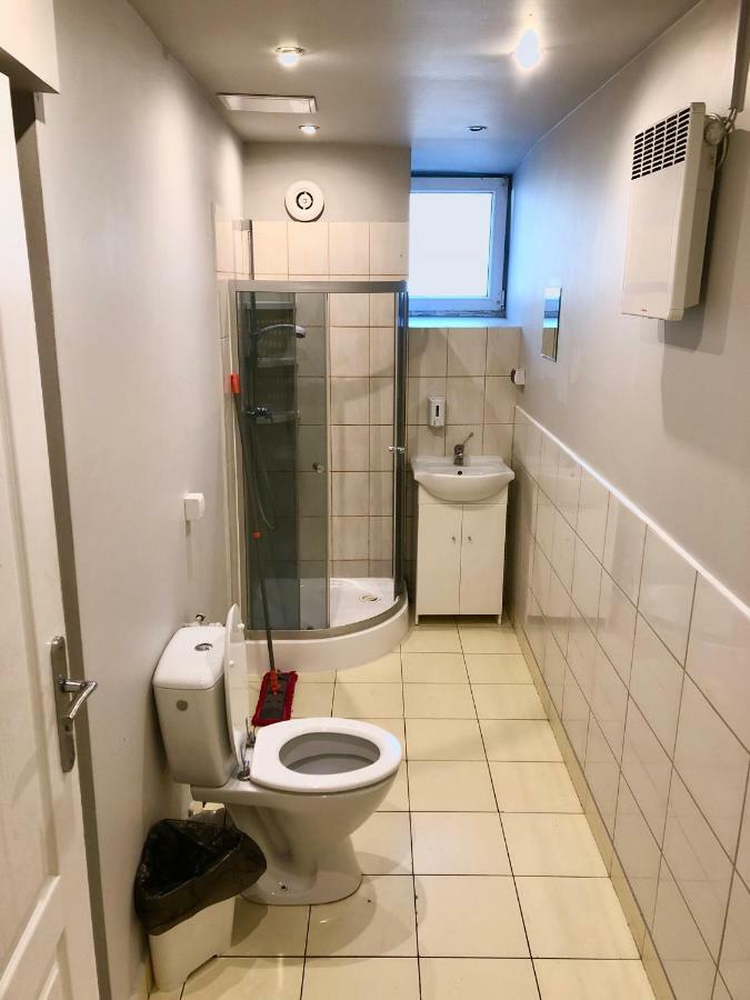 Student-House Kazimierzowska Vandrehjem Warszawa Eksteriør billede